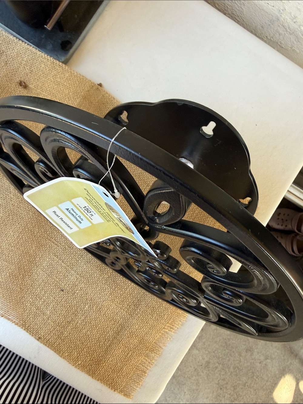 NWT Hampton Bay Decorative Hose Butler Black Cast Aluminum Wall Mount Organizer - Picture 14 of 14